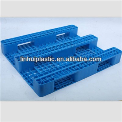 Plastic Pallet ,3 runners